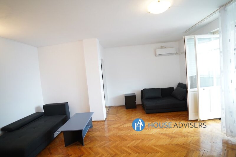 Romana, inchiriere apartament 2 camere.