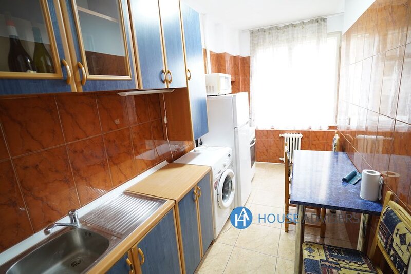 Romana, inchiriere apartament 2 camere.