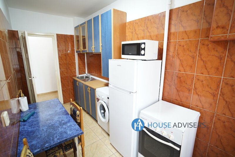 Romana, inchiriere apartament 2 camere.